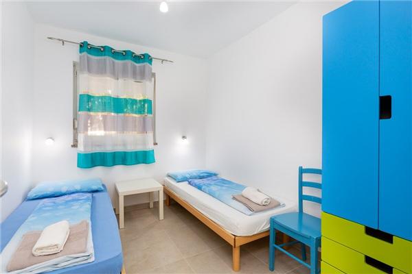 Apartment A1, for 8 persons