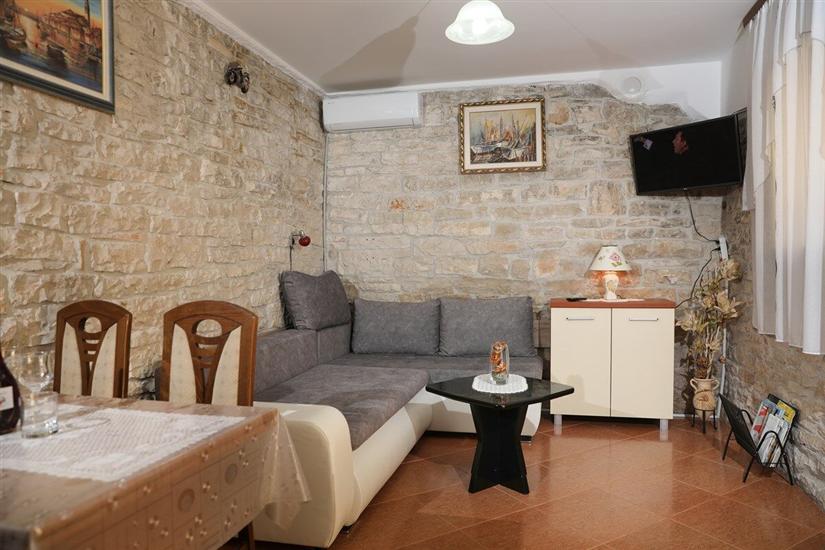 Apartment A2, for 3 persons
