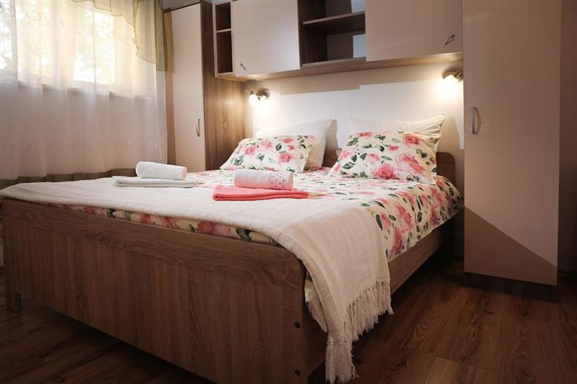 Apartment A2, for 3 persons