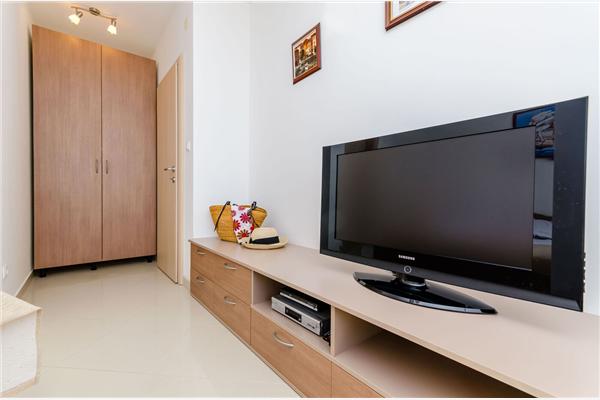 Apartment A2, for 6 persons