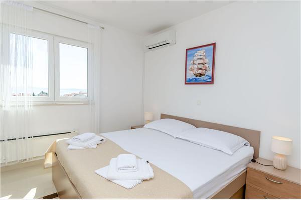 Apartment A2, for 6 persons