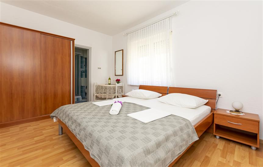 Apartment A1, for 6 persons
