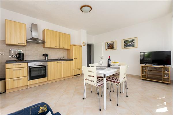 Apartment A1, for 6 persons