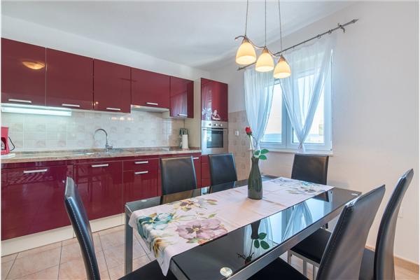 Apartment A1, for 5 persons