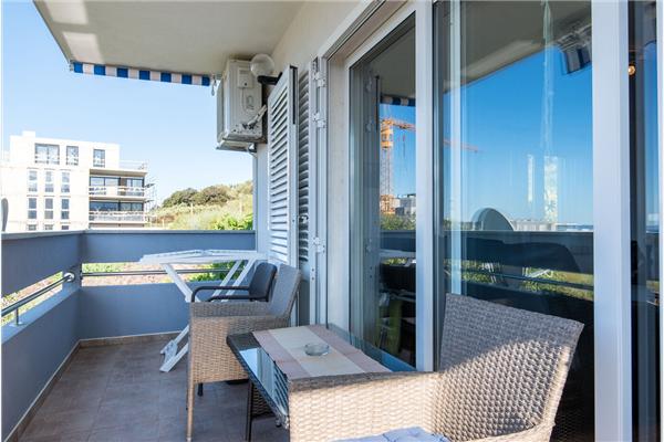 Apartment A1, for 5 persons