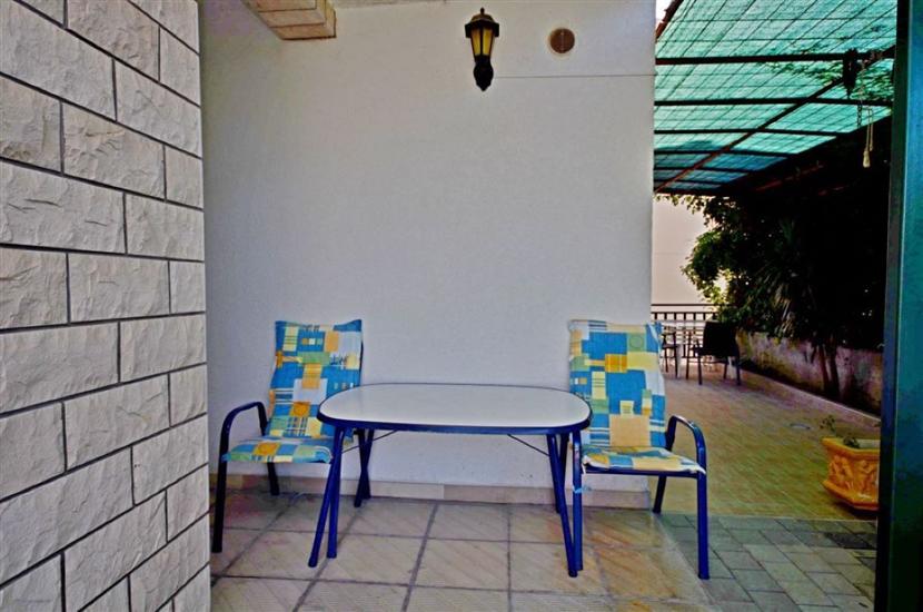 Apartment A2, for 3 persons