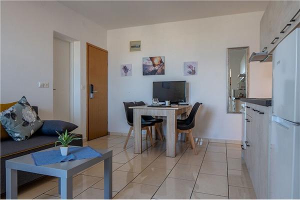 Apartment A2, for 5 persons