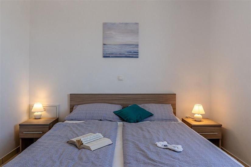 Apartment A2, for 5 persons