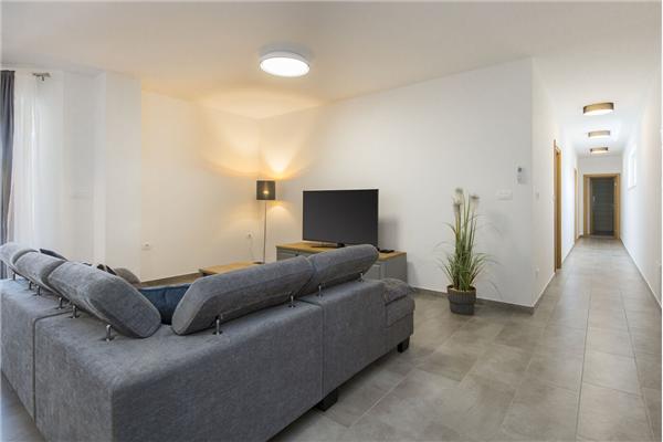 House K1, for 8 persons