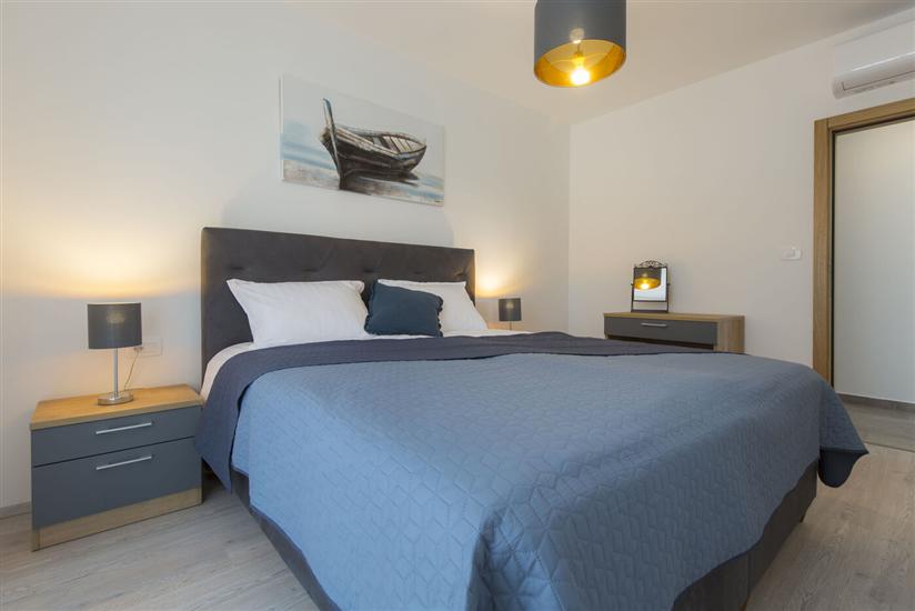 House K1, for 8 persons