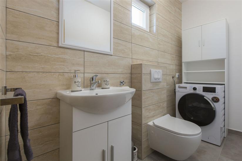 House K1, for 8 persons