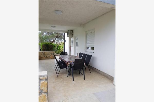 Lägenhet A1, för 8 personer