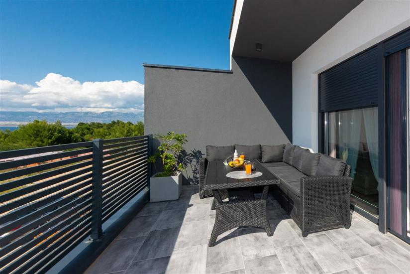 Apartment A1, for 5 persons