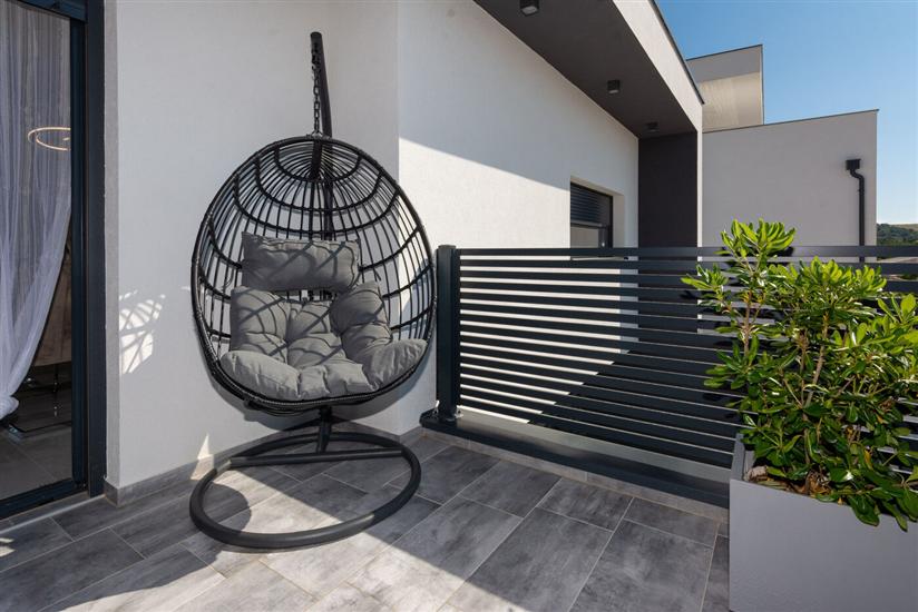 Apartment A1, for 5 persons