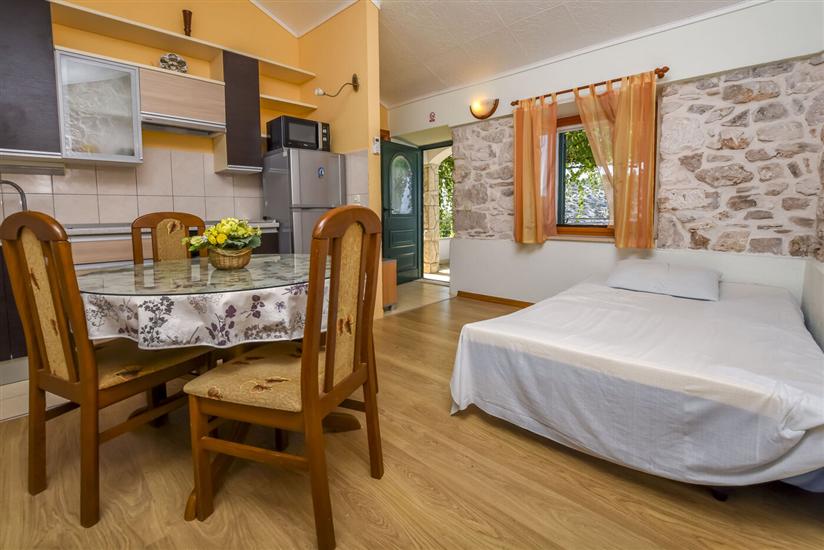 House K1, for 9 persons