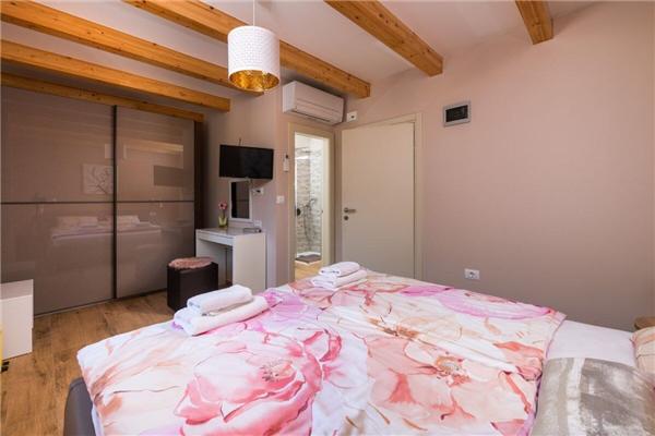 House K1, for 7 persons