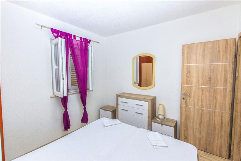 Apartment A2, for 5 persons