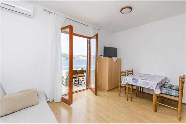 Apartment A2, for 4 persons