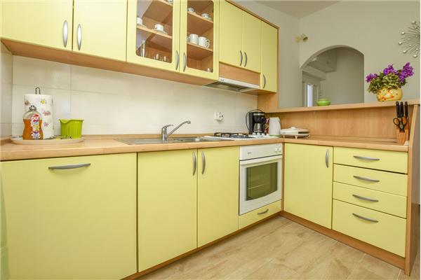 Apartment A2, for 5 persons