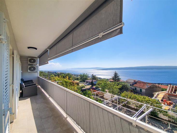 Apartment A1, for 8 persons