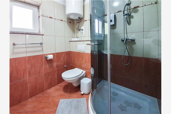 Apartment A1, for 8 persons