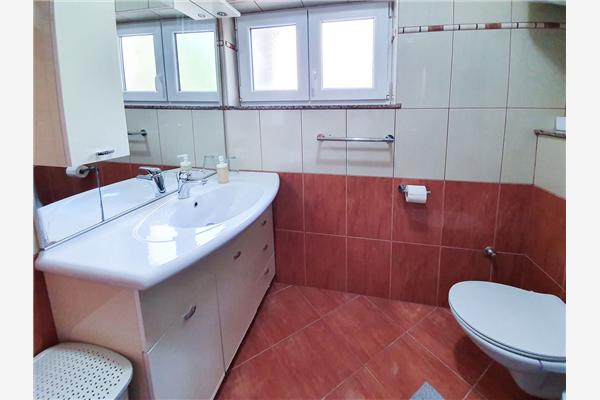 Apartment A1, for 8 persons