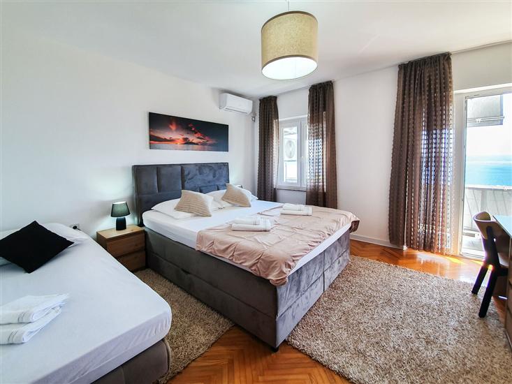 Apartment A1, for 8 persons