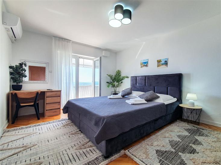 Apartment A1, for 8 persons