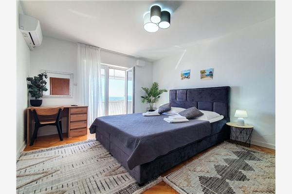 Apartment A1, for 8 persons