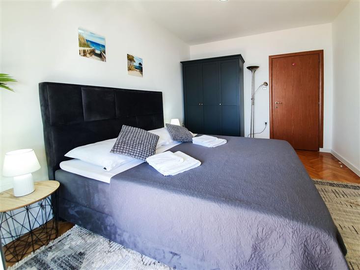 Apartment A1, for 8 persons