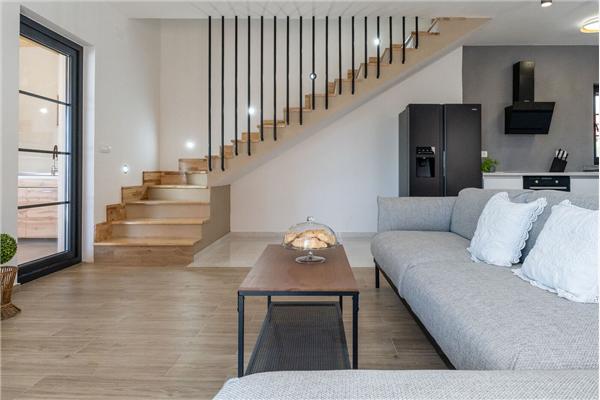 House K1, for 10 persons