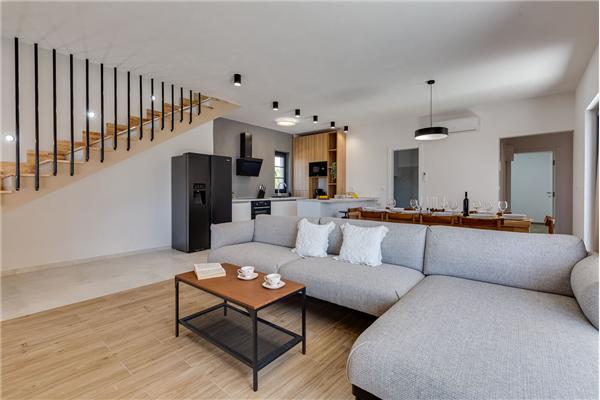 House K1, for 10 persons