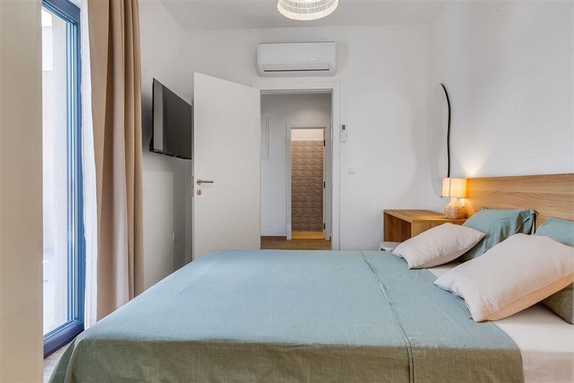 House K1, for 10 persons