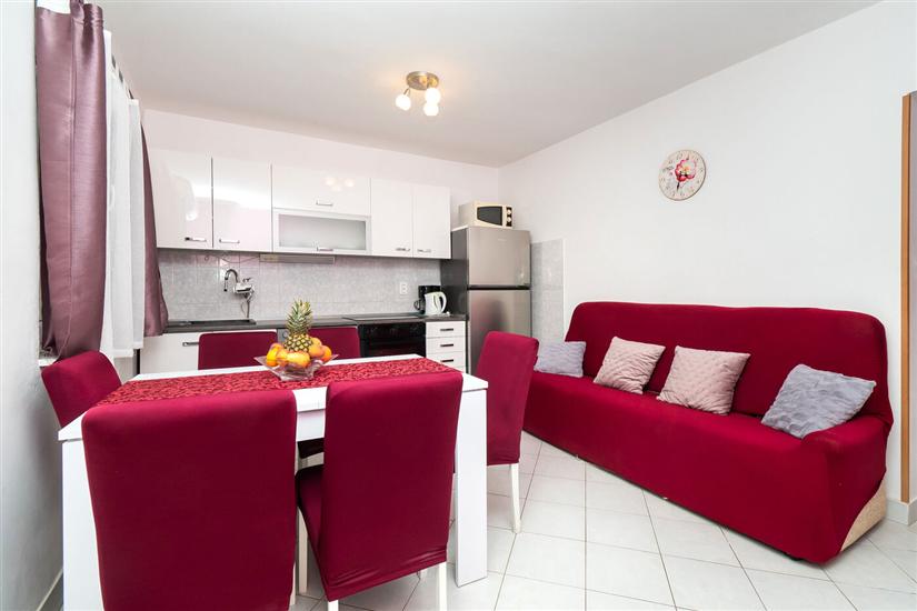 Apartment A1, for 5 persons