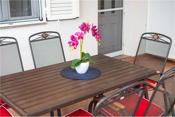 Apartment A1, for 5 persons