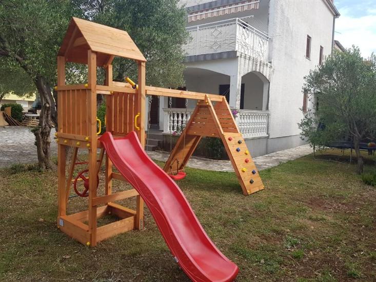 Apartments Diana Lovetovo