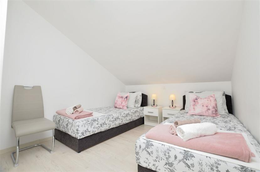 Apartment A2, for 4 persons