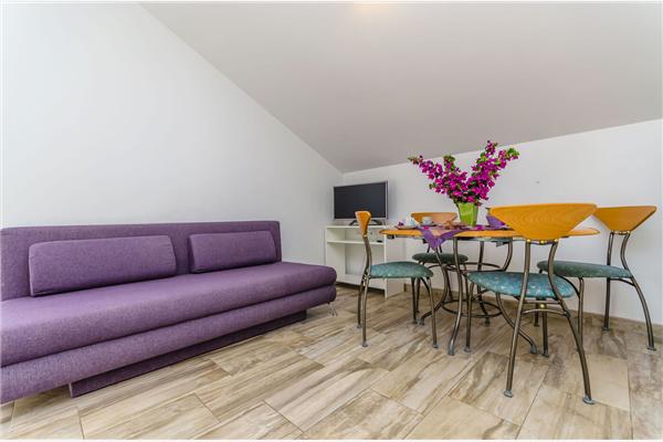 Apartment A1, for 6 persons