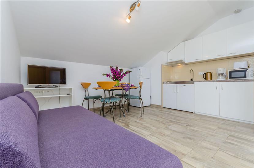 Apartment A1, for 6 persons