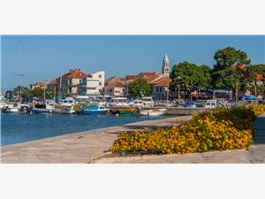 Размещение на море Ривьера Задар,РезервирайVongolaОт 114 €