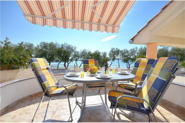 Apartment A1, for 3 persons