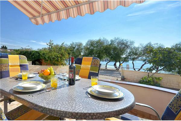 Apartment A1, for 3 persons