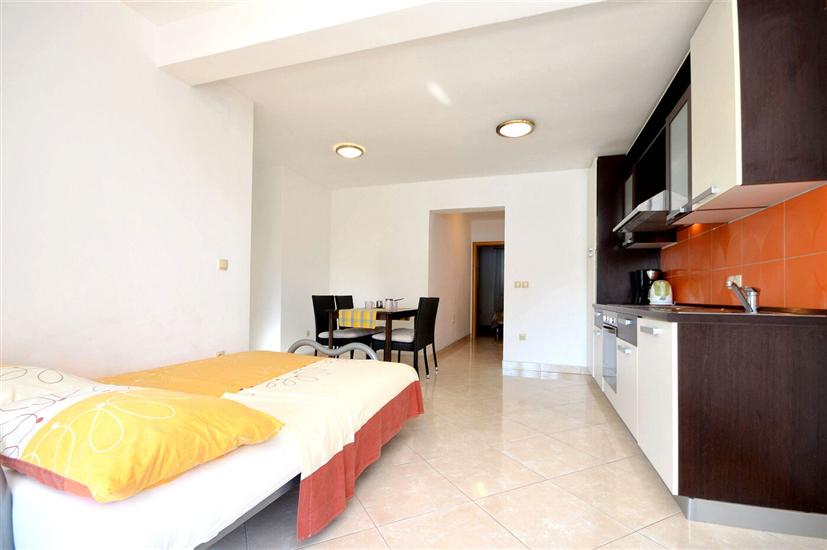 Apartment A1, for 3 persons