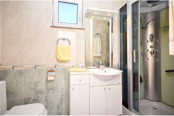 Apartment A2, for 3 persons