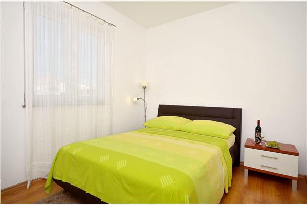 Apartment A2, for 3 persons