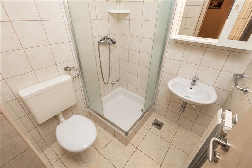 Room S1, for 2 persons