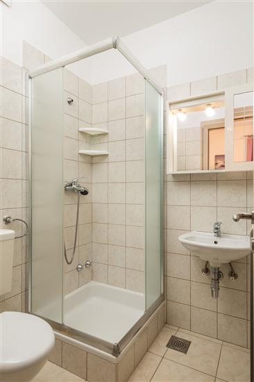 Room S1, for 2 persons