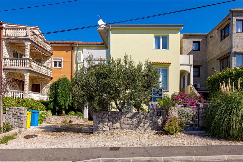 Apartments and Room Slavica