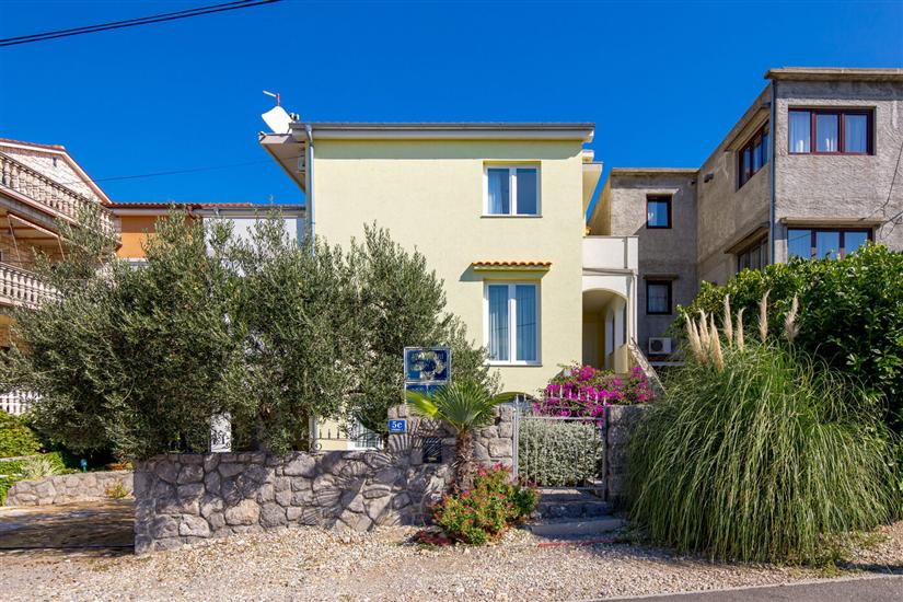 Apartments and Room Slavica