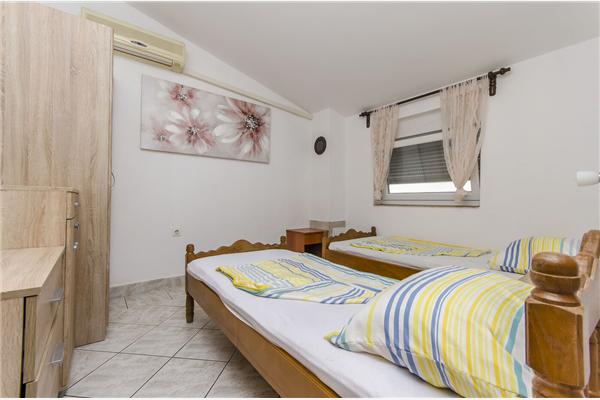 Apartment A1, for 4 persons